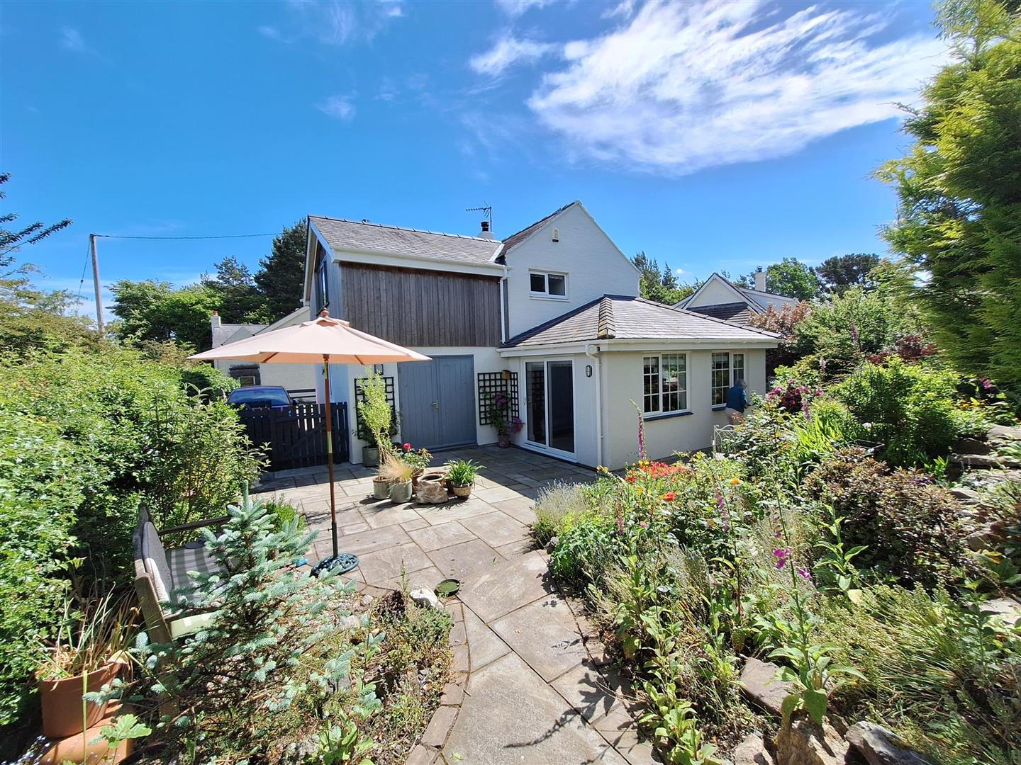 4 bed property in Druid Road, Menai Bridge